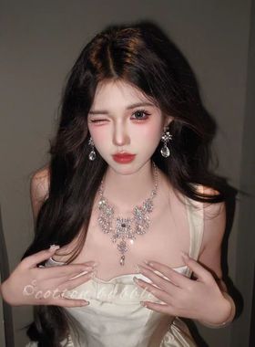 轻奢重工银色花朵项链耳环套装2025新款女新娘礼服配饰夸张锁骨链