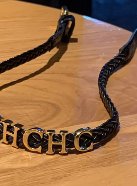 黑色轻奢高级感金色字母编织颈链个性锁骨链网红气质项圈配饰潮女