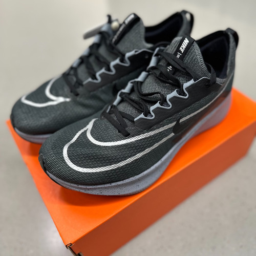 耐克Nike Zoom Fly 4舒适透气低帮休闲运动跑步鞋男款CT2392-100 - 图2