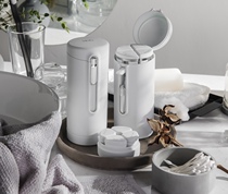 Hong Kong Tic travel outdoor portable travel four-in-one packaging containing bottle body lotion and lotion make-up skin care products