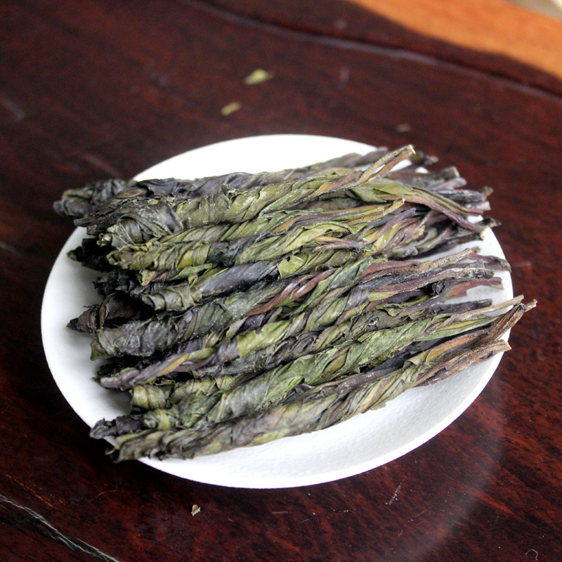 克 250 年新茶花草茶小大叶苦丁茶海南苦丁茶苦丁茶叶 2018 美仁一份 克 250 年新茶花草茶小大叶苦丁茶海南苦丁茶苦丁茶叶 2018 美仁一份