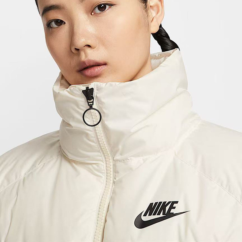 耐克/NIKE女子运动宽松休闲防风保暖羽绒服外套IB2964-010-110 - 图1