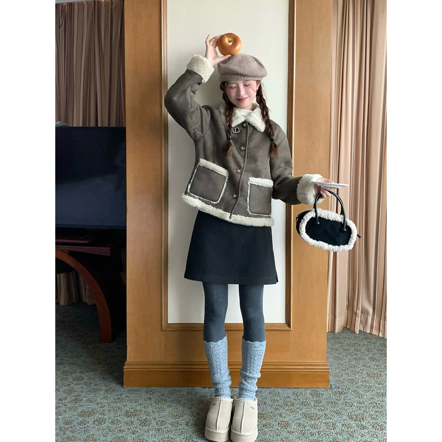 WHYSTUDIO 复古甜酷立领麂皮绒羊羔毛女冬季保暖御寒翻拼接短外套,淘宝优惠券,粉丝福利购,淘宝优惠卷