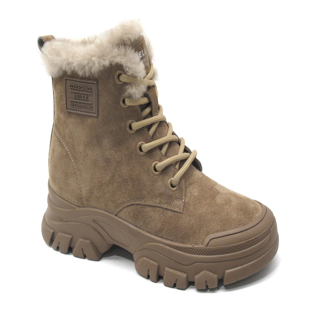  百丽outlets店时装靴