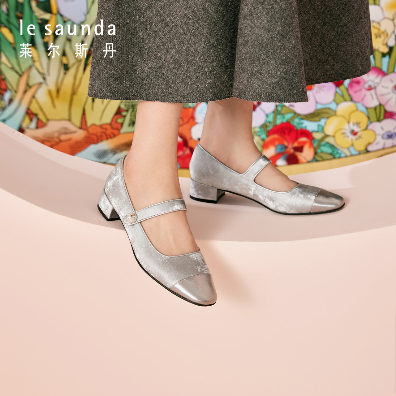 莱尔斯丹时尚平底复古方头新中式国风玛丽珍搭带单鞋女鞋5T37602,淘宝优惠券,粉丝福利购,淘宝优惠卷