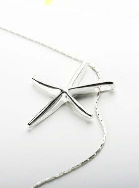 Short women's collarbone starfish pendant necklace海星项链
