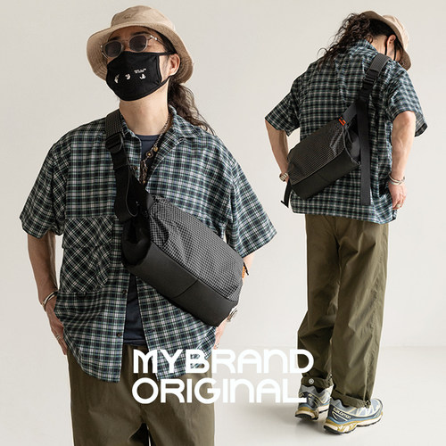 MYBRANDORIGINAL 时尚格纹多功能相机收纳包通勤出行斜挎包4L M024 - 图0