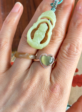 通体活猫眼碧玉碧玉爱心戒指