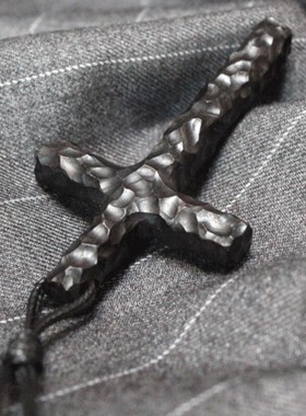 十字架项链紫光檀黑檀木质十字架吊坠挂件乌木车挂汽车挂饰