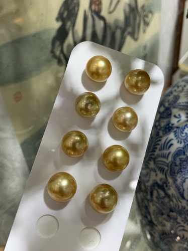 绝美！！ 超浓金12～13mm配对南洋金珠耳钉 正圆，孔后无暇。 - 图0