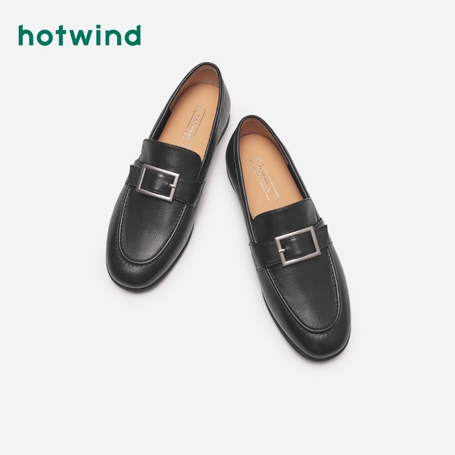 Hot autumn new style women's versatile British style loafers commuting fashion lazy single shoes small leather shoes