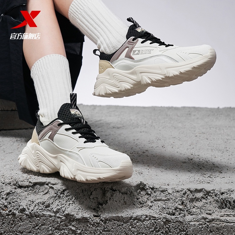 特步云翎1.0V2户外鞋女款登山运动鞋百搭轻便休闲鞋977318170011