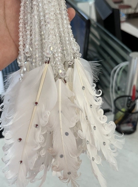 羽毛带钻挂饰秋冬皮草狐狸毛挂件卷形时尚新款水晶串珠子闪亮搭配