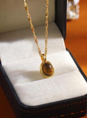 小众设计红玛瑙吊坠复古港风高级感美拉德风锁骨链2025年百搭颈链