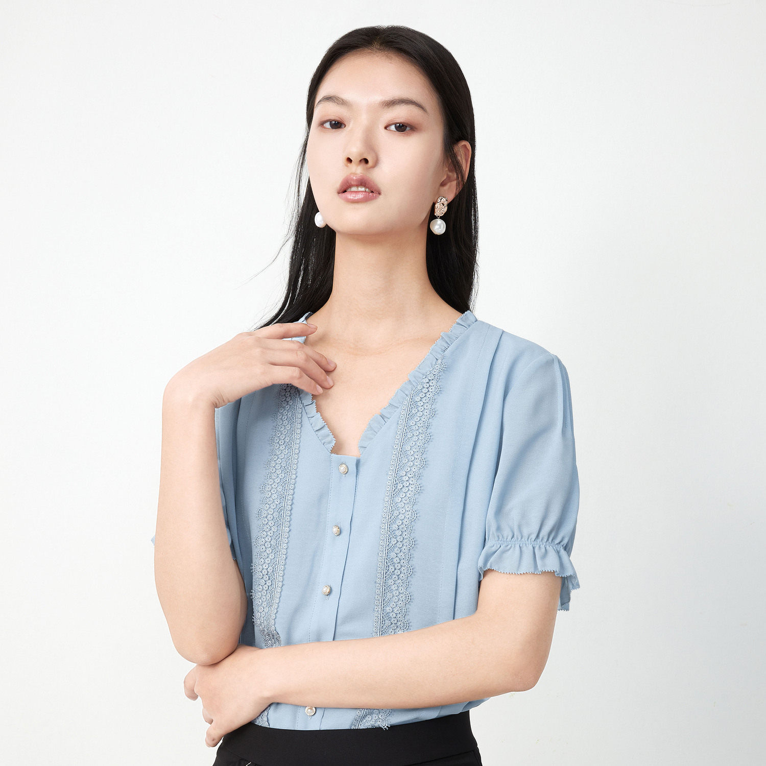 玖姿2021 玖姿outlets店蕾丝衫/雪纺衫