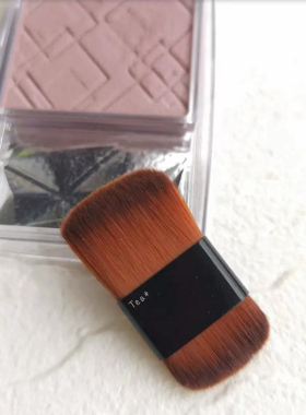 单色修容阴影Cezanne/倩诗丽鼻影