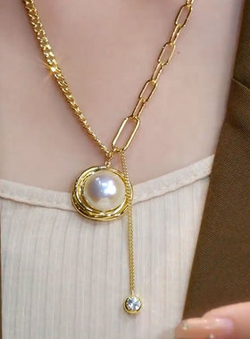 法式高端风扭转珍珠扣扣项链时尚