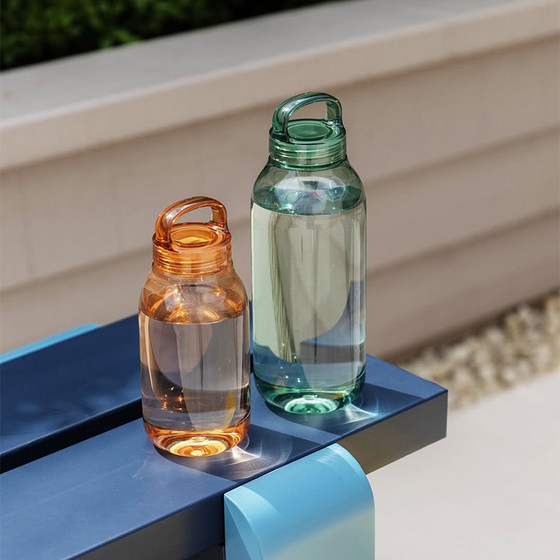 KINTO simple portable water bottle is sealed and leak-proof