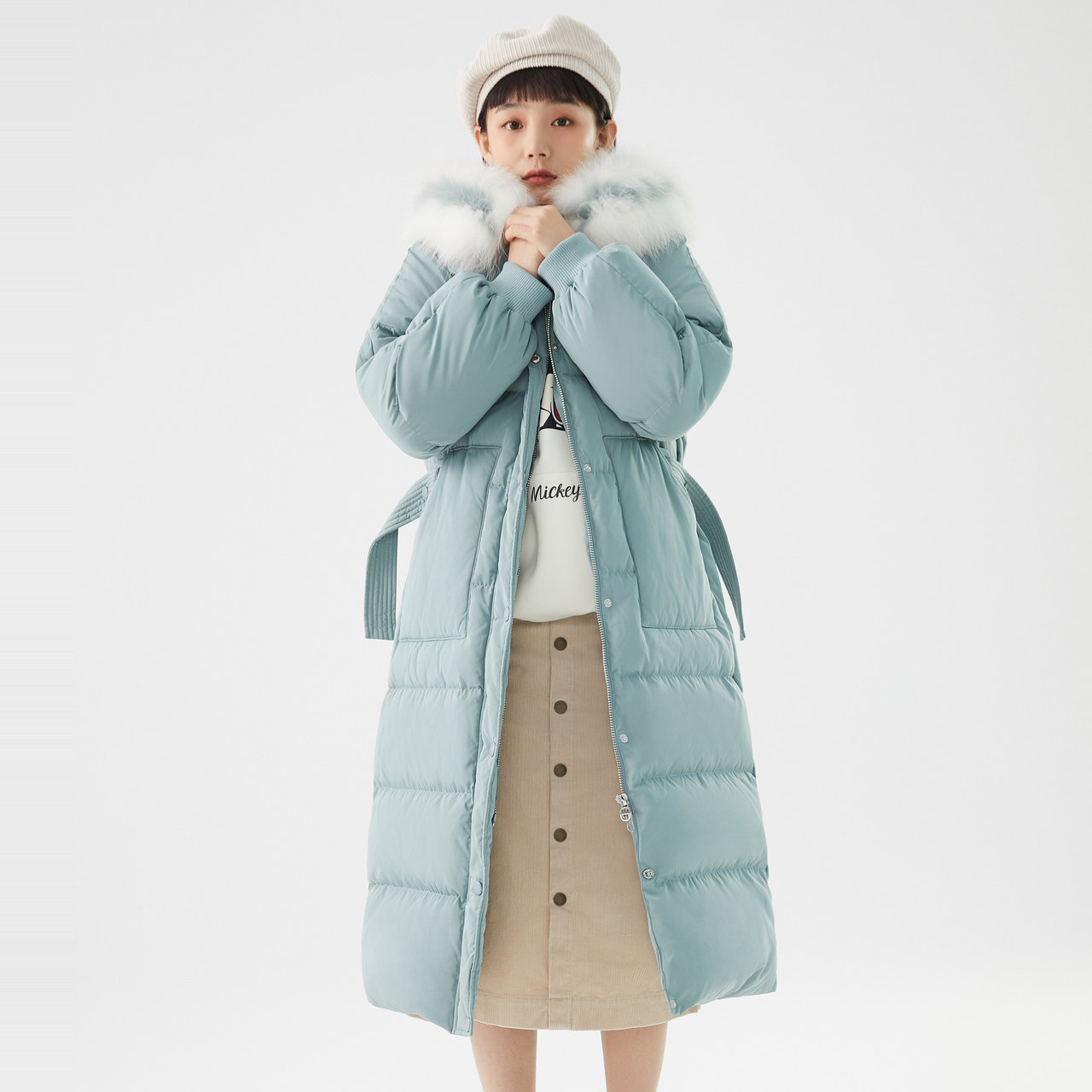  美特斯邦威outlets店羽绒服