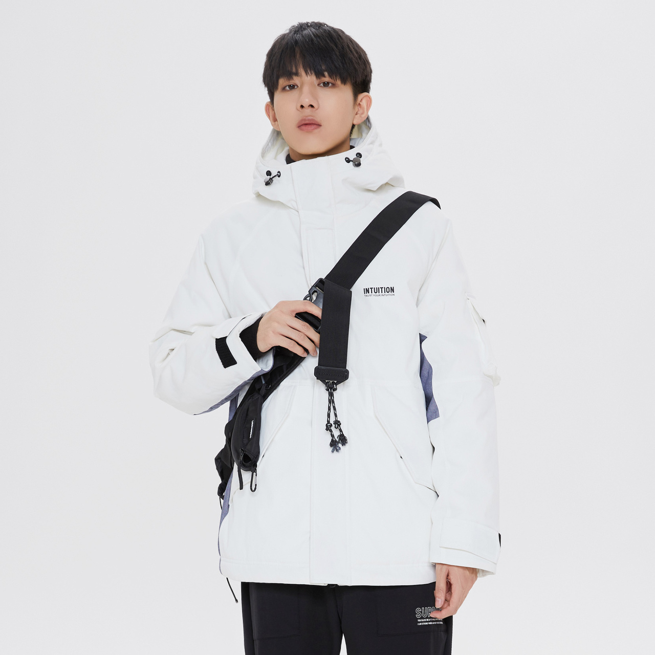  美特斯邦威outlets店羽绒服