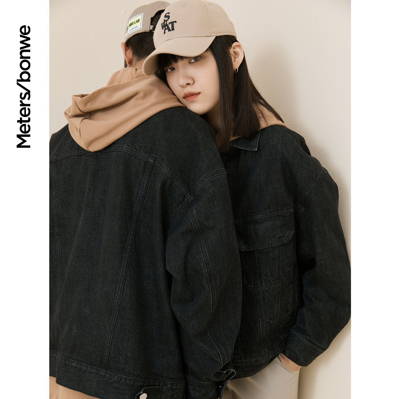  美特斯邦威outlets店夹克