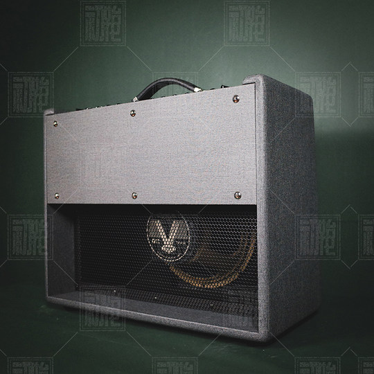 BlackStar Silverline Series Silverline Series Digital Analog Tube Guitar Speaker