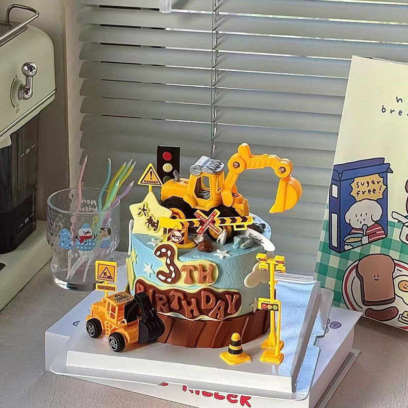 小红书同款儿童挖掘机蛋糕装饰工程车推土机吊车路障烘焙装扮摆件,淘宝优惠券,粉丝福利购,淘宝优惠卷