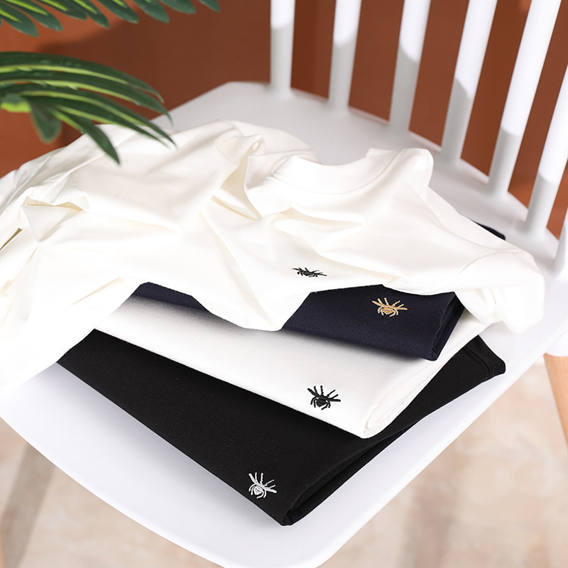 精致铁盒包装~万针刺绣小蜜蜂男女情侣时尚简约莫代尔短袖圆领T恤,淘宝优惠券,粉丝福利购,淘宝优惠卷