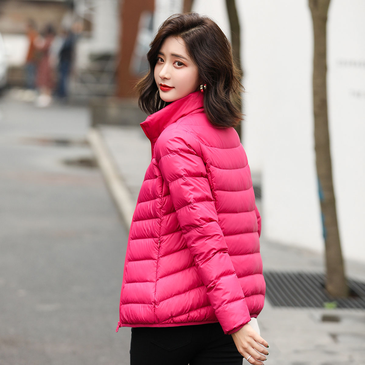 2022纳米秋冬女装轻薄款90立领面料 传情豆羽绒服