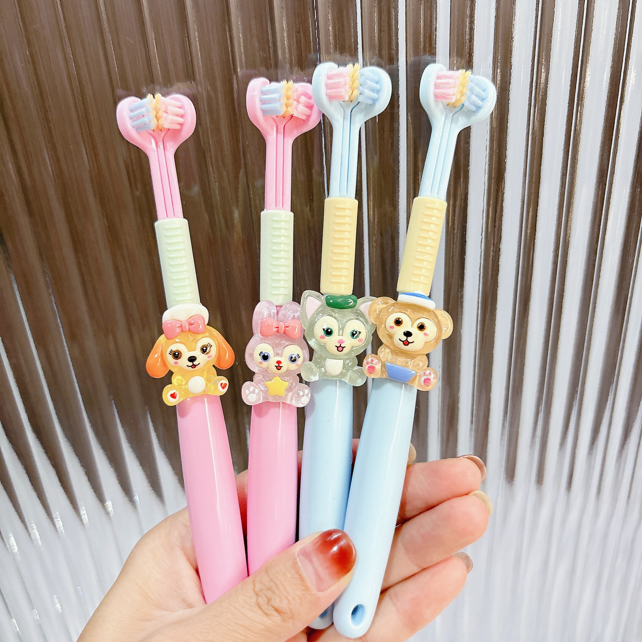 卡通儿童三面牙刷软毛3到6一9岁8小孩专用u型宝宝口腔清洁护齿刷7