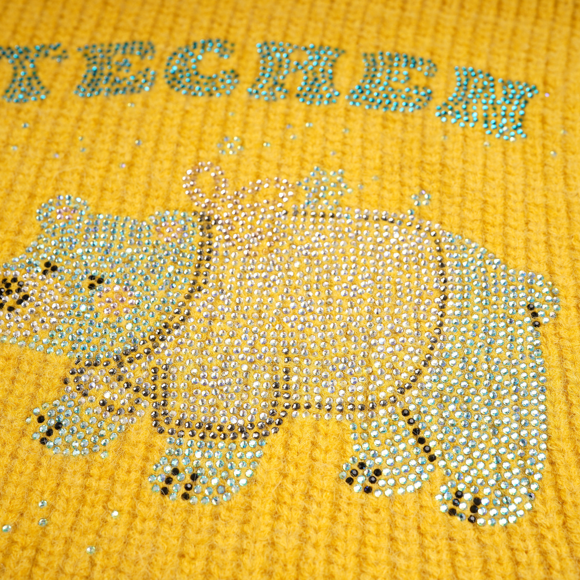 TCH时尚烫钻黄色减龄休闲连帽针织衫休闲裤背心套装女T75D07E5021,淘宝优惠券,粉丝福利购,淘宝优惠卷