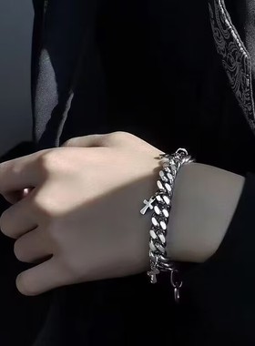 手链个性时尚气质简约手环百搭冷淡风钛钢十字架手饰潮嘻哈酷韩版