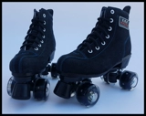 Мигающие роликовые коньки для взрослых на четырех колесах
