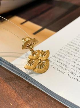 法式复古立体浮雕拉丝小裙子项链