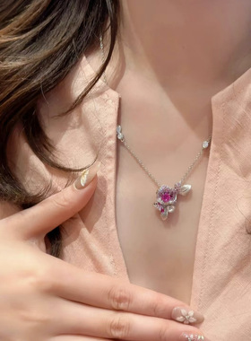 拉丝玫瑰花项链女轻奢气质红刚玉