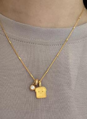 拉丝微笑土司小面包黄金色可爱