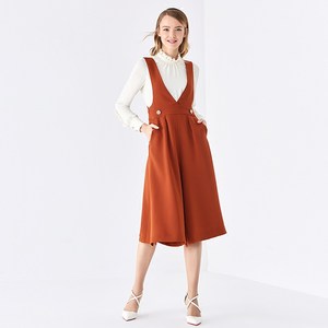 YINER音儿outlets 春季新款优雅焦糖色七分阔腿背带裤女