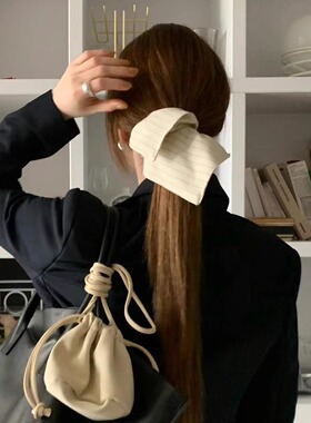 爱心标条纹布艺四角方巾大肠发圈