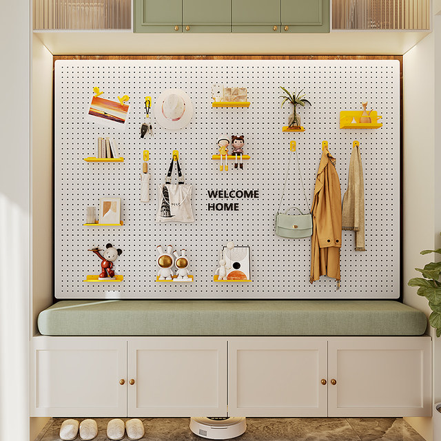 Magnetic and freely DIY custom hole board