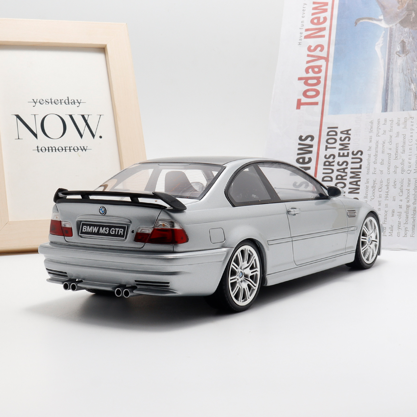 限量2001款宝马E46 M3 GTR STREET OTTO 1:18 仿真汽车模型金属银 - 图2