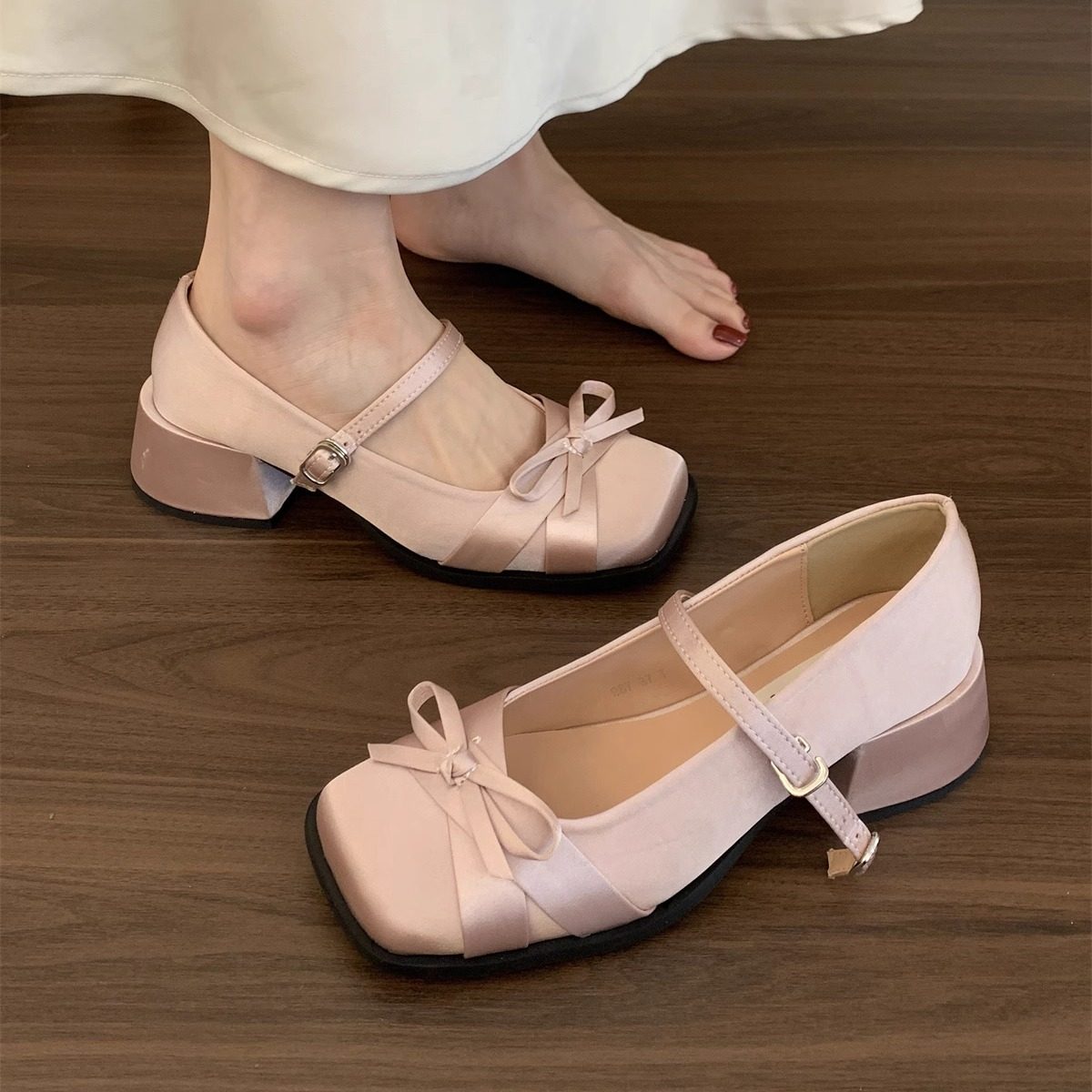 大码女鞋41到43胖脚宽肥法式蝴蝶结玛丽珍鞋女仙女风百搭粗跟单鞋,淘宝优惠券,粉丝福利购,淘宝优惠卷