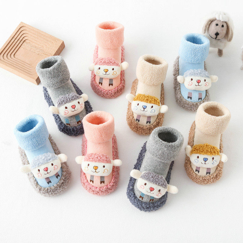 春秋冬季0新生婴儿鞋子3软底不掉6学步鞋12个月男宝女宝宝鞋袜1岁