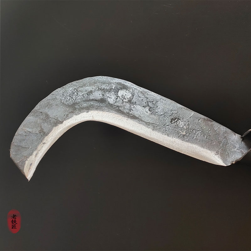 老铁匠镰刀纯手工弹簧钢锻打割草柴刀劈草砍柴户外野营老式小柴刀_虎窝淘