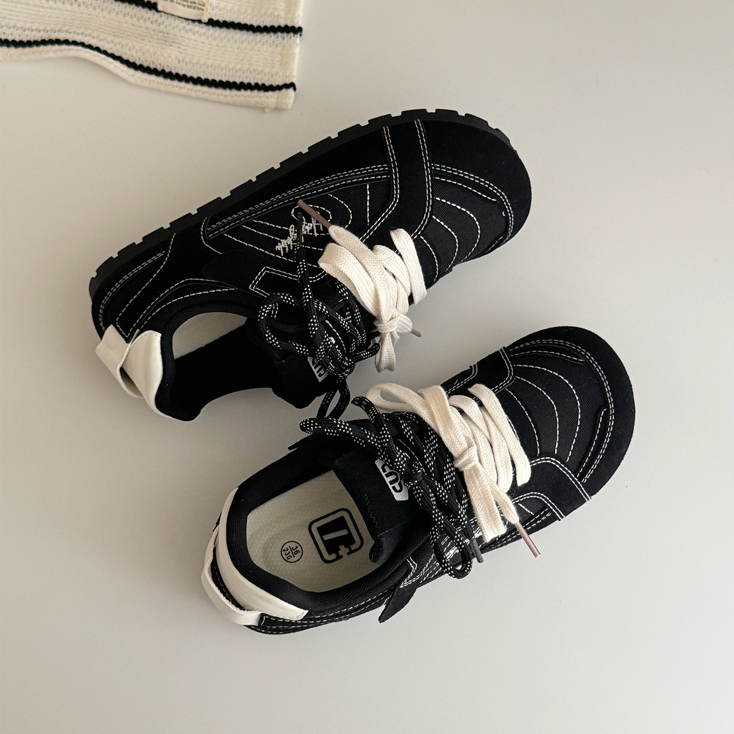 荔枝公园黑色德训鞋子女2025新款软底百搭板鞋复古鞋子透气休闲鞋,淘宝优惠券,粉丝福利购,淘宝优惠卷