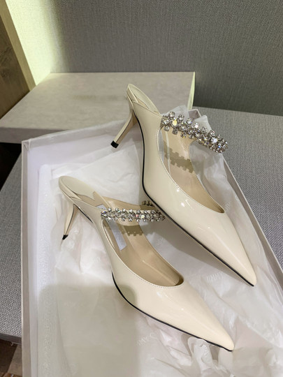 Flat-soled pointed one-length rhinestone high heels