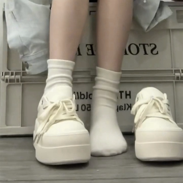 爆款大头厚底鞋松糕小白鞋女2025春季新款增高休闲鞋百搭运动板鞋