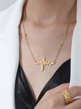 新中式复古波浪曲线吊坠项链爱心钛钢18k金西太后个性气质百搭女