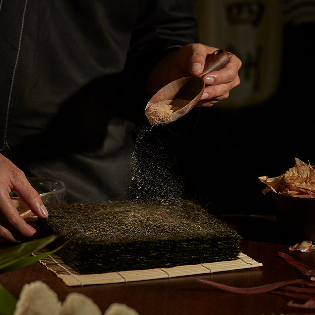 Sizhou seaweed and seaweed slices bibimbap ready-to-eat sushi sushi wrapped specialties seaweed snacks ຍີ່ຫໍ້ຮົງກົງ 40g 50 packets