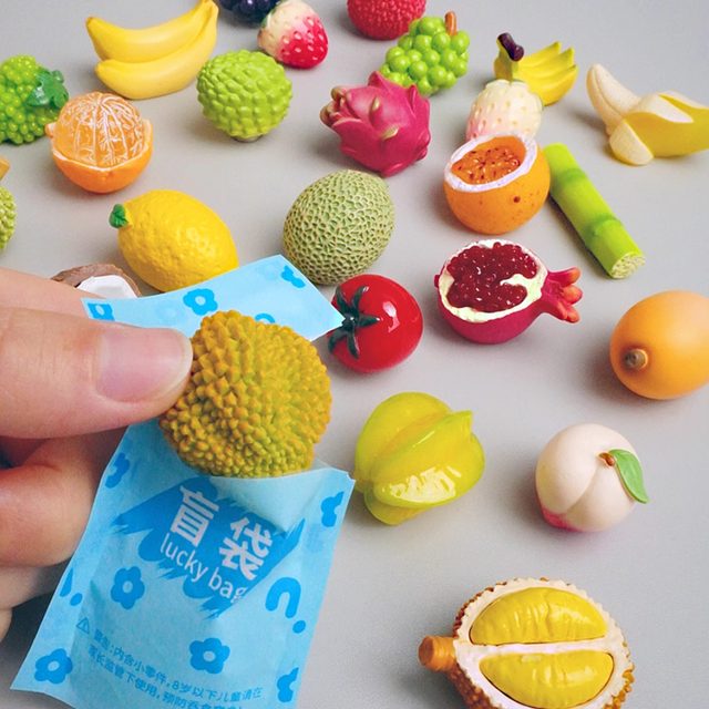 Primary school students reward simulated fruit mini gifts large blind bags children dismantling Leshi play blind box toy gifts