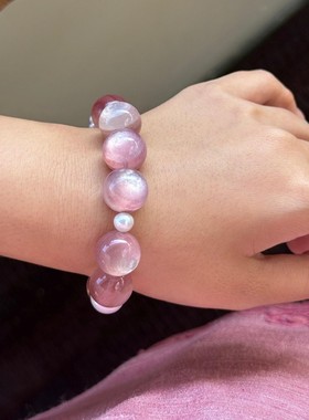 【樱花信笺】粉锂辉云母串珠手链设计感贝珠温柔甜美显白透体手串